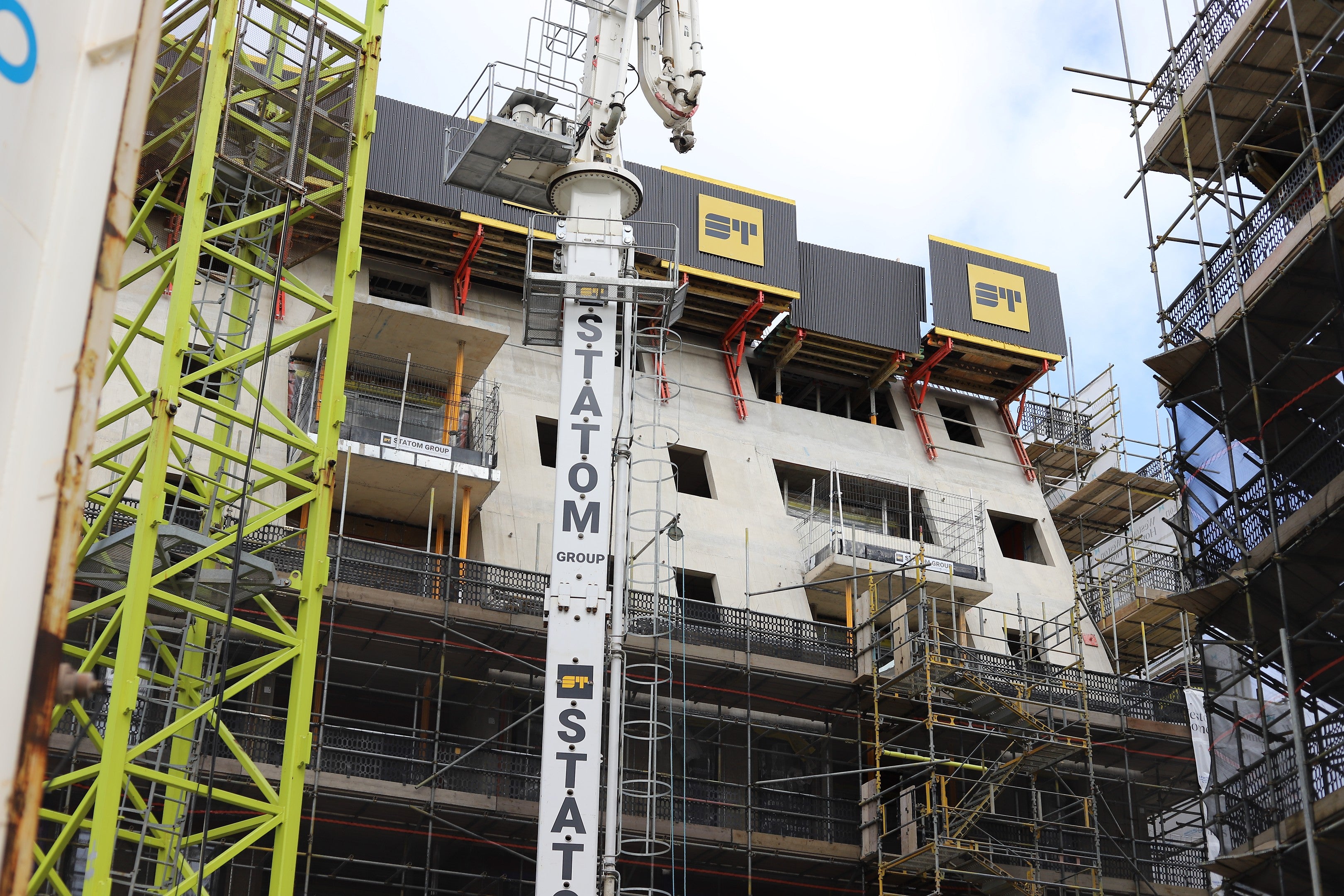 PERI formwork and support systems in use during construction at the Town Quay development.