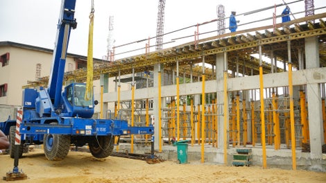 Construction of Marriot hotel Ikeja with the use of the PERI UP Scaffolding System