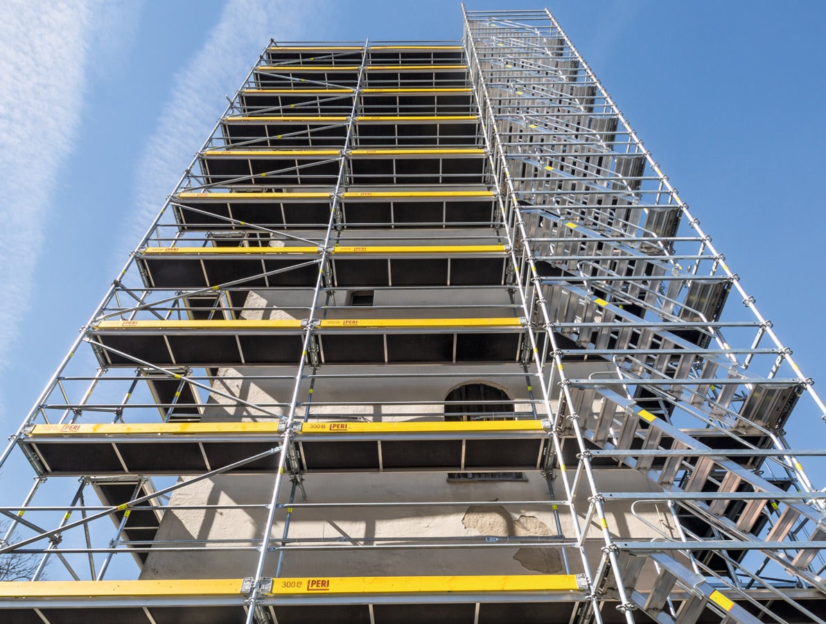 Les volées courtes de 75 cm de largeur offrent une adaptabilité maximale y compris pour les espaces restreints et les géométries étroites.