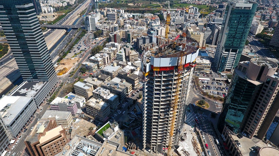 מגדל ספיר - גאומטריית גרעין מורכבת