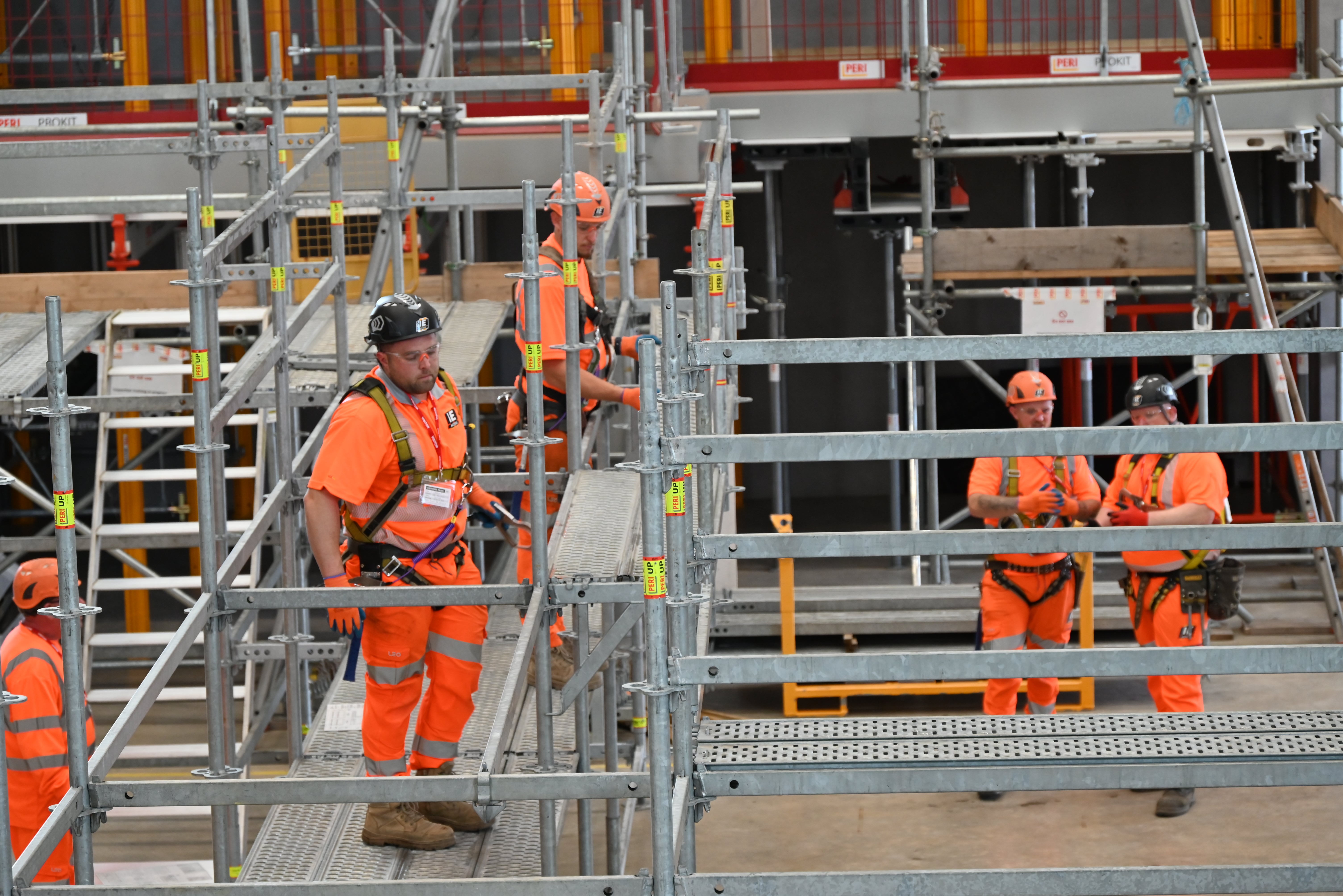 Adopting system scaffolding helps to improve safety standards and drive efficiency on site.