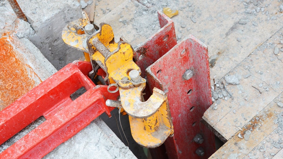 RCS-P slab shoe and climbing rail