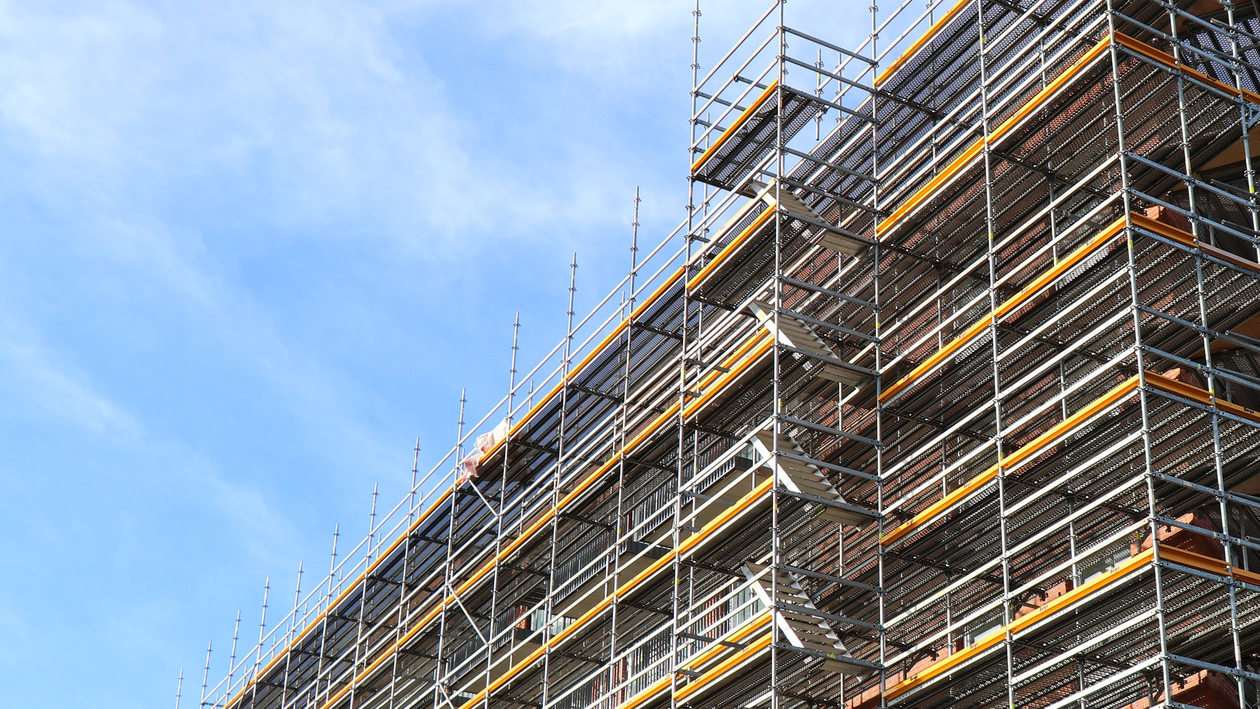 Bege Plattform &amp; Ställning har levererat ställningslösning med PERI UP Flex