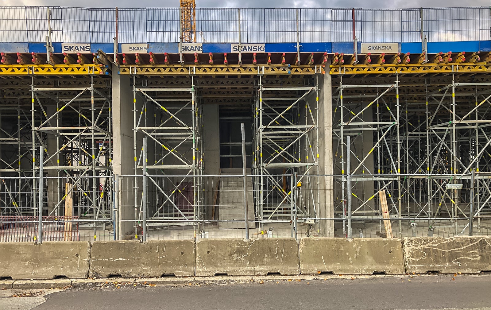 Øglændkvartalet, understøttelse