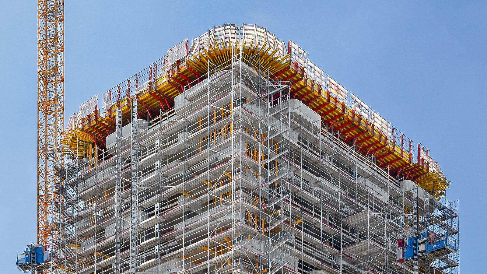 使用大量系统组件，为项目提供定制的解决方案，为客户提供经济、高效的施工方案。