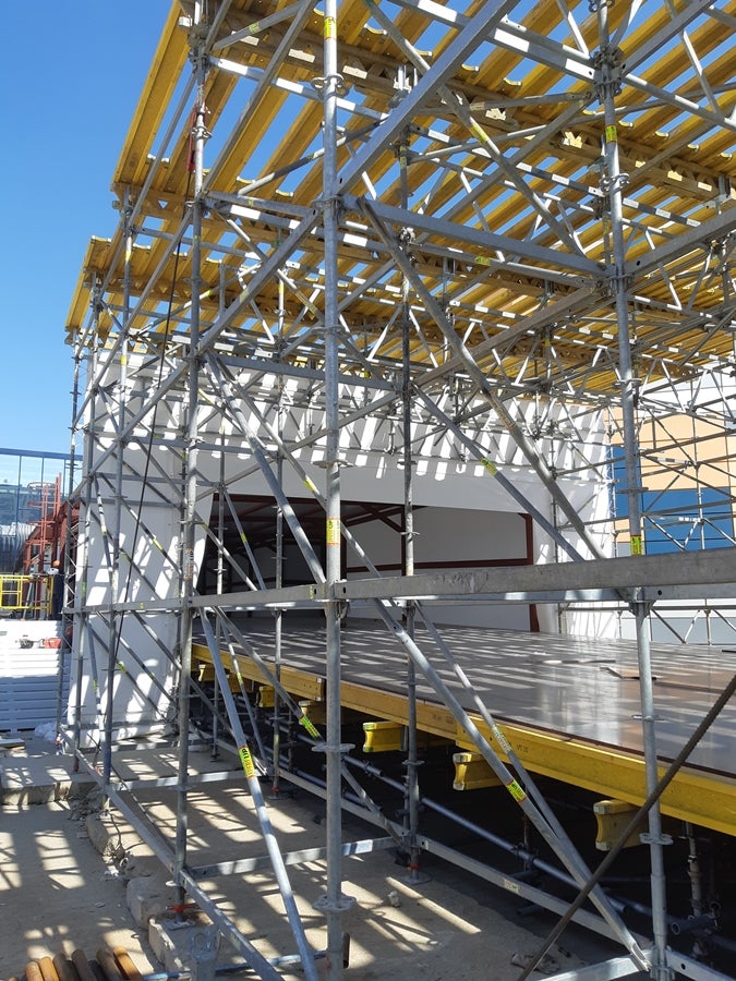 Переходная Галерея. Временный павильон для Европейских Игр 2019 года по ул. Чюрлениса. Студенческая деревня.