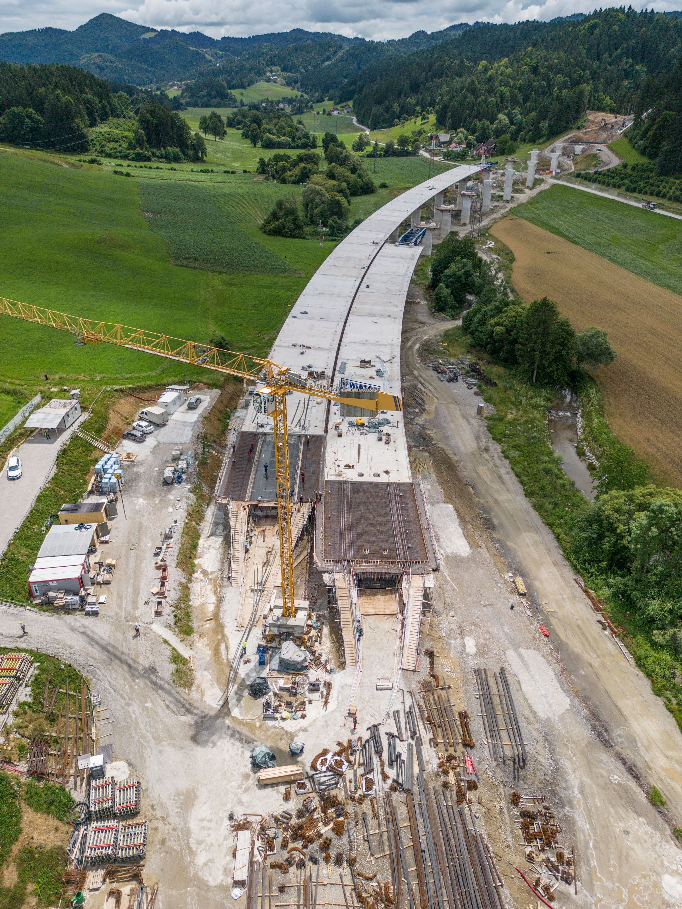 Lanserbar formbyggnad PERI