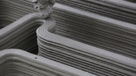 &lt;p&gt;Auf der bautec 2020 in Berlin pr&amp;auml;sentierte PERI vom 18. bis 21. Februar innovative und praxisgerechte Schalungs- und Ger&amp;uuml;stl&amp;ouml;sungen. Besondere Highlights waren die neue Gro&amp;szlig;paneel-Deckenschalung SKYMAX sowie der COBOD 3D-Betondrucker, mit dem ein Blick in die Zukunft gew&amp;auml;hrt wurde.&lt;/p&gt;<br/>