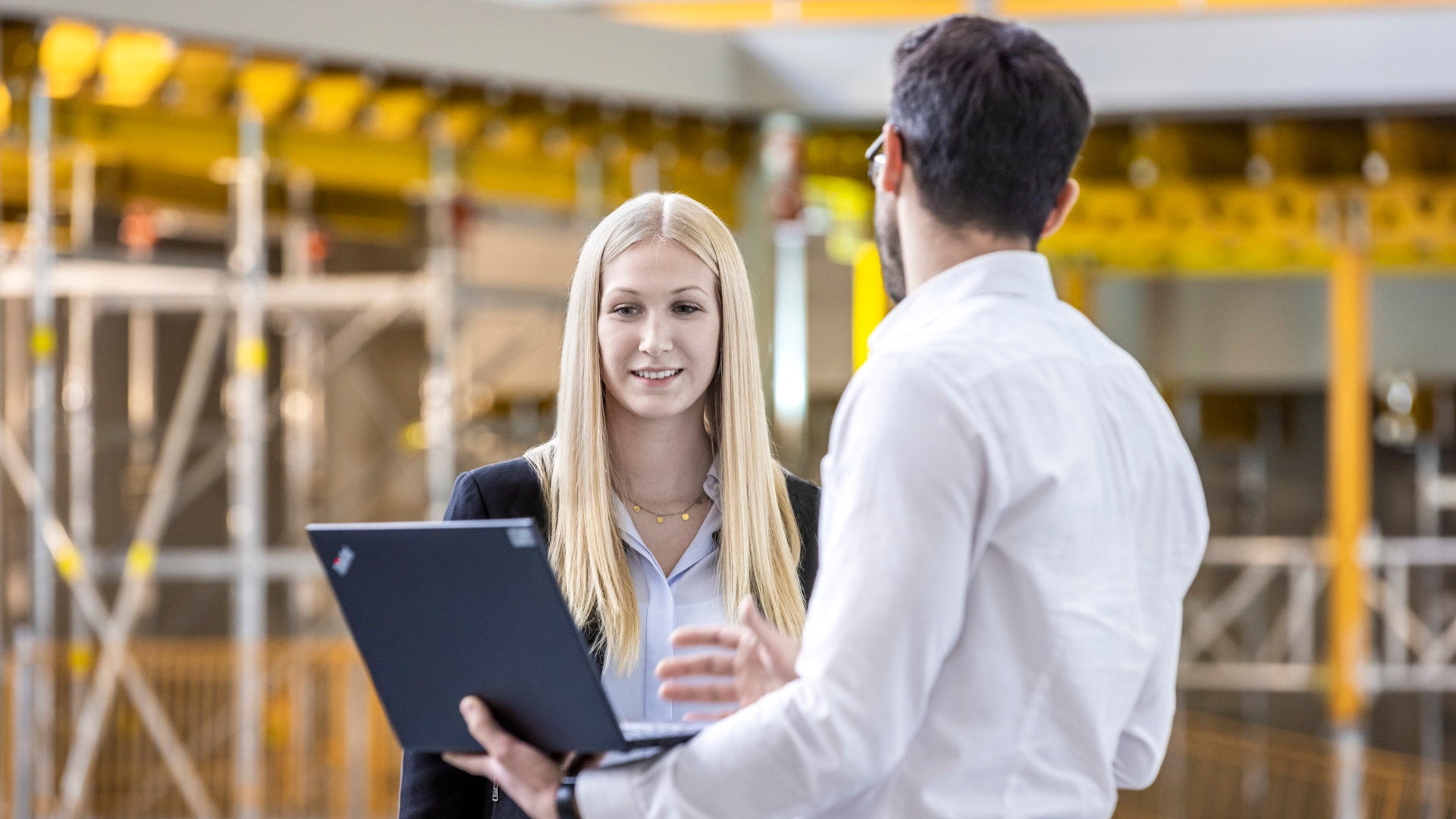 Erhalte alle wichtigen Informationen und melde dich für die Baubetriebsübung an.