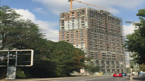 Резиденция "Лазурен бряг" - новата емблематична сграда на Бургас