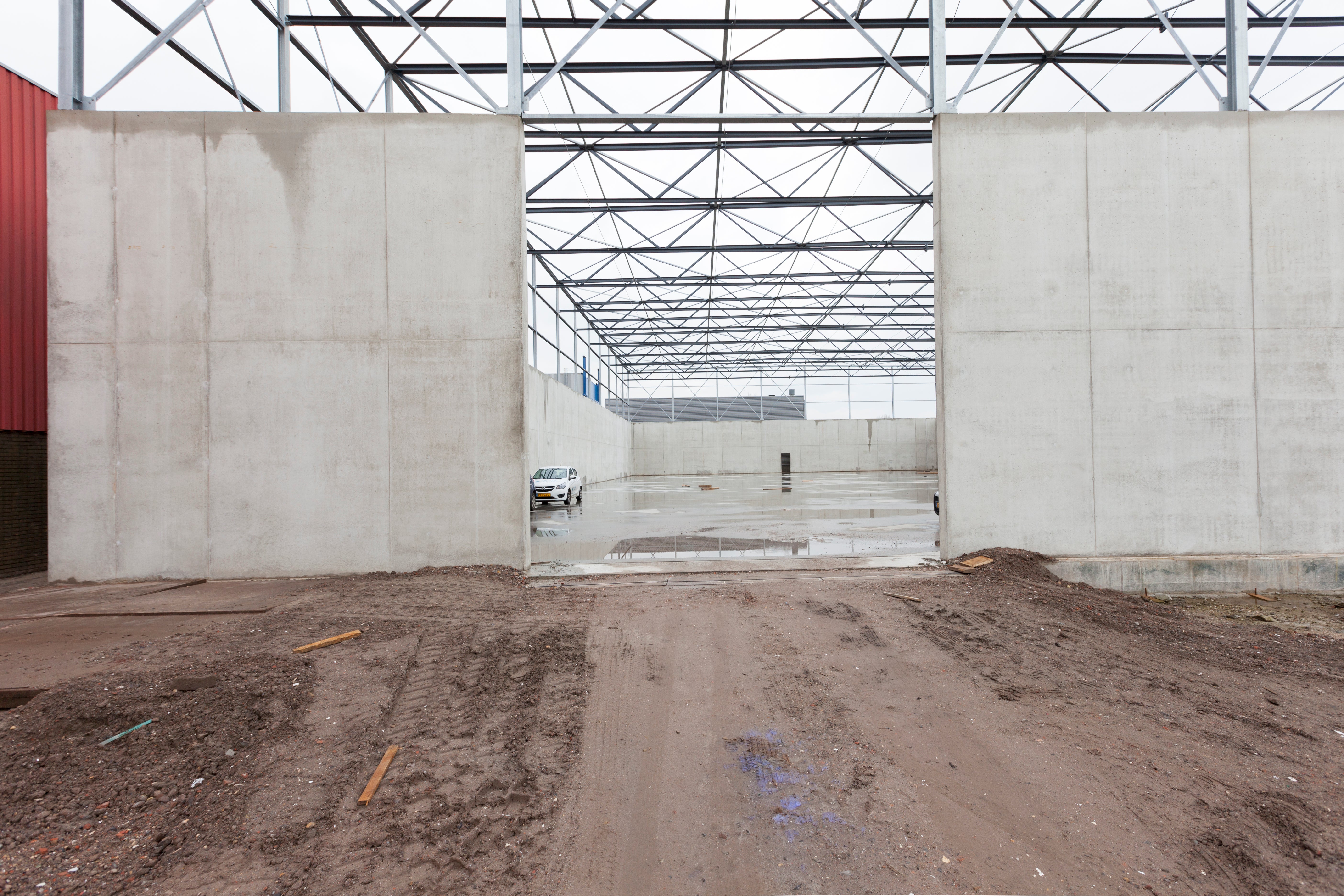 PERI leverde een fraaie 600 m² VARIOKIT wandbekisting om 3.500 m² silowanden te storten. 