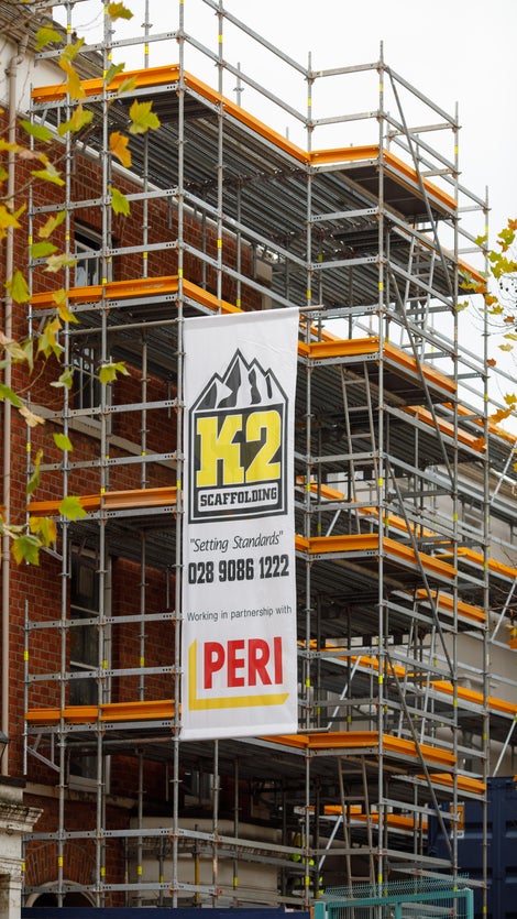 For this project, we supported K2 Scaffolding with perimeter access to all floors during the ongoing restoration work on the building to protect its historic listed status. 