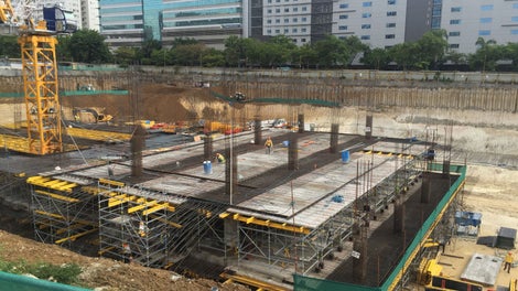 Cebu IT Park is situated at a primary section of Cebu City&#039;s northern district. Its roads connect to major arteries that lead to the Mactan International Airport and the Cebu International Port. 