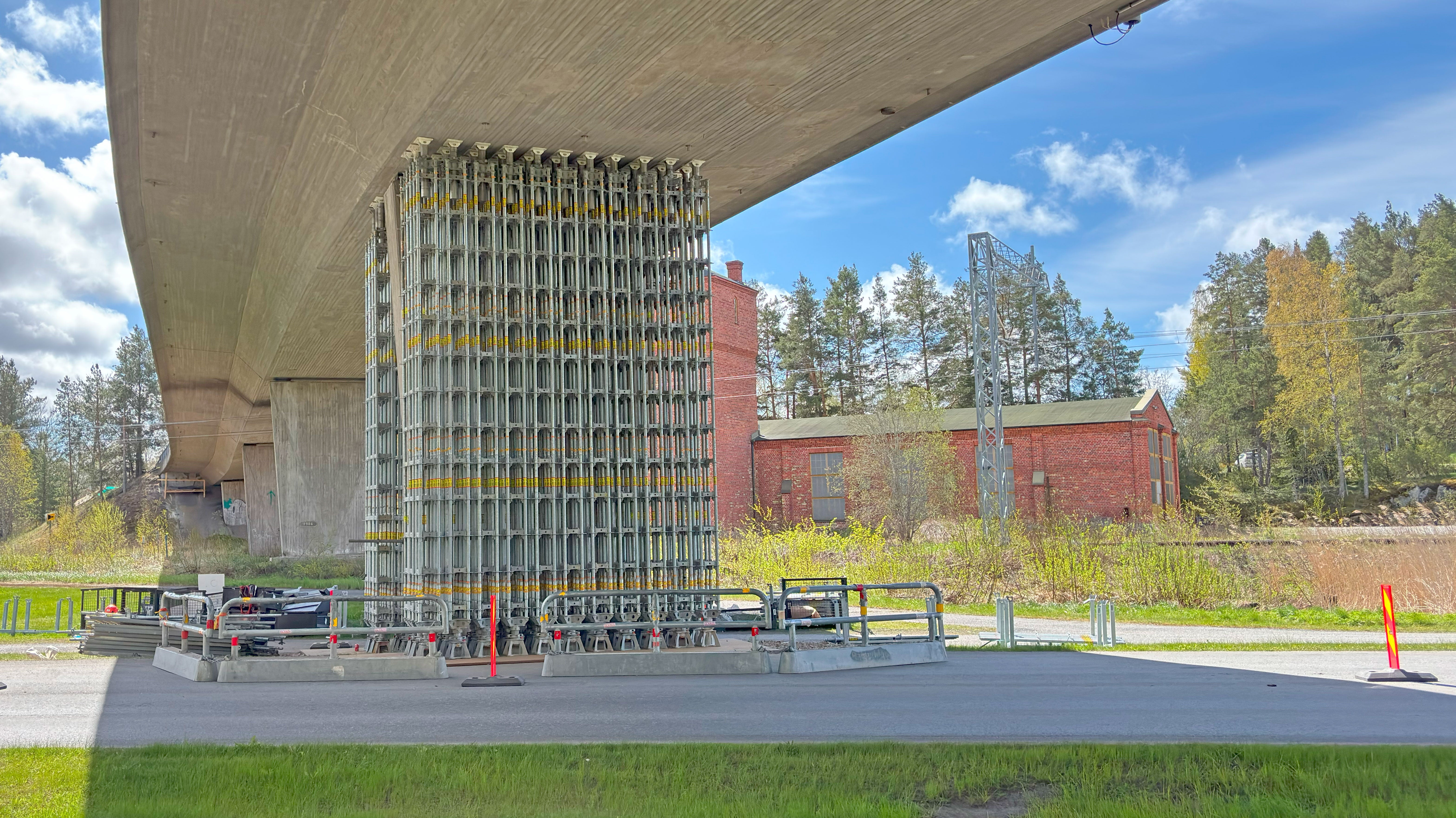 PERI UP HD -tuki sopii tuentoihin, joissa kuormat ovat todella suuria.