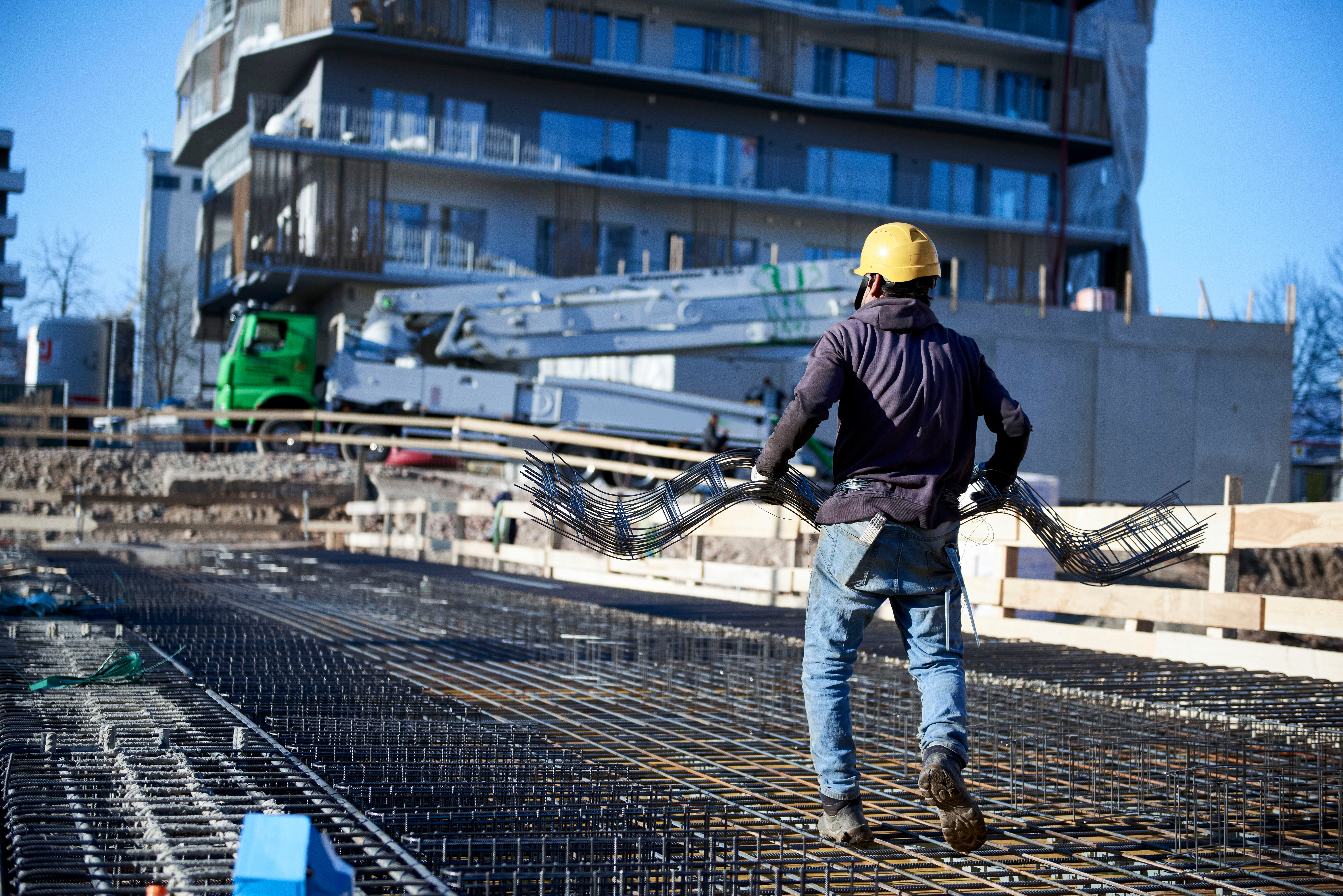 AVI distanční prvky