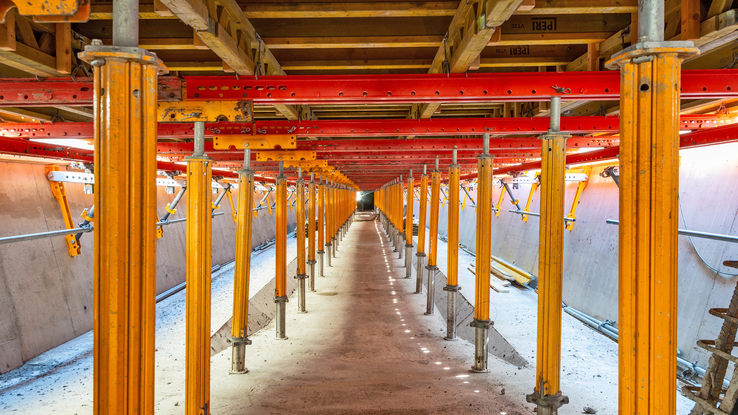 Budowa Drogi Ekspresowej S-7 Kraków - Rabka-Zdrój. Obiekt nr 6, 7, 8.