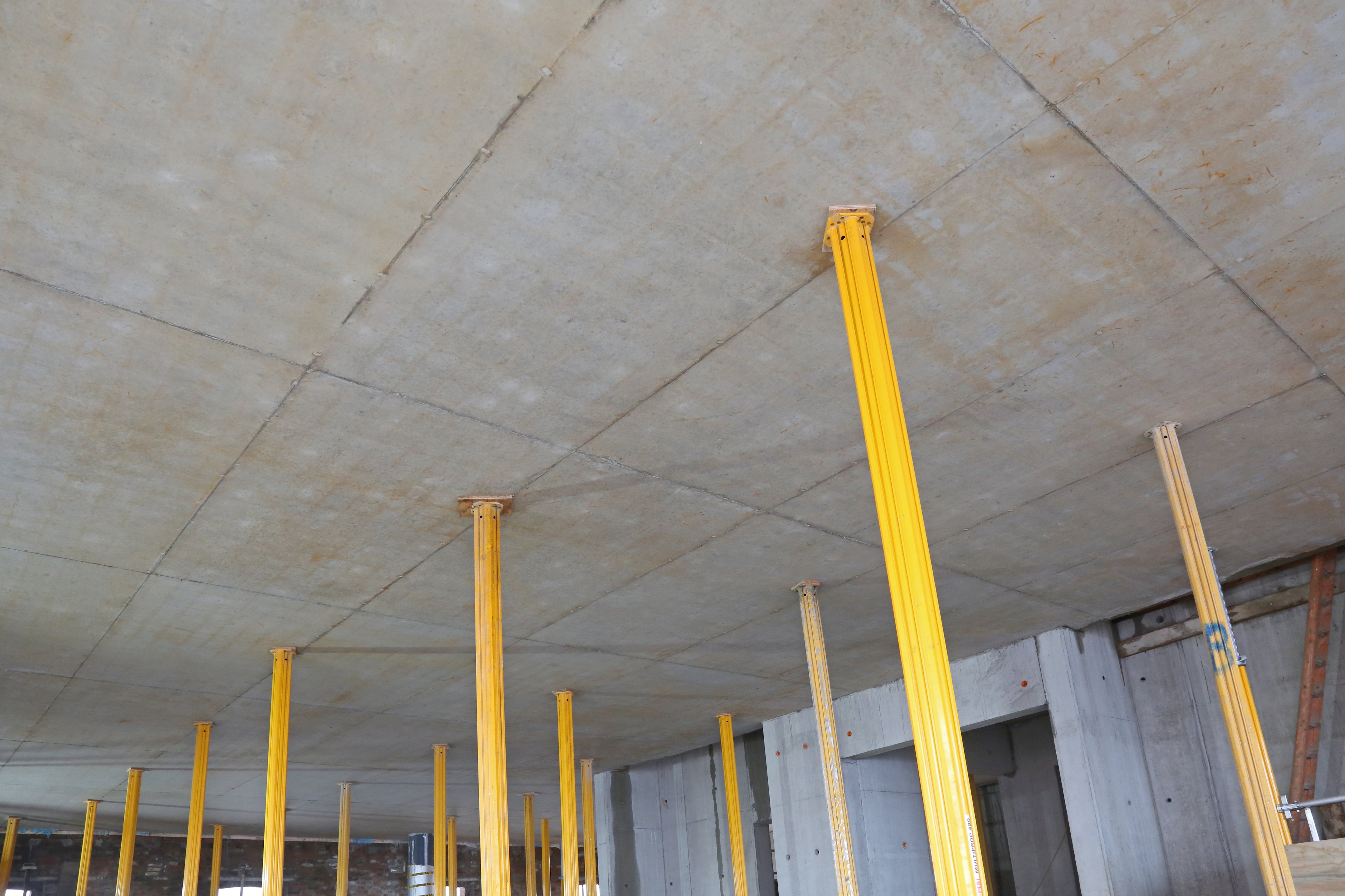 Delivering an architectural concrete finish for a 19th century building.