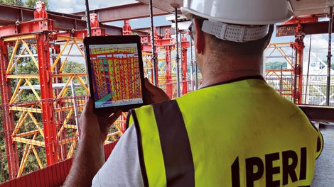 The cloud service BIM 360° Field is used to provide digital support on the construction site.