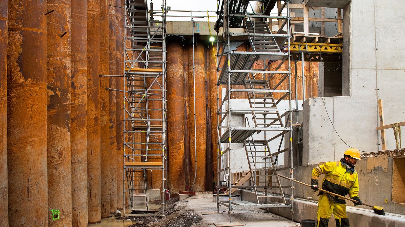 PERI UP Trapptorn och armeringsställning för säker och effektiv åtkomst