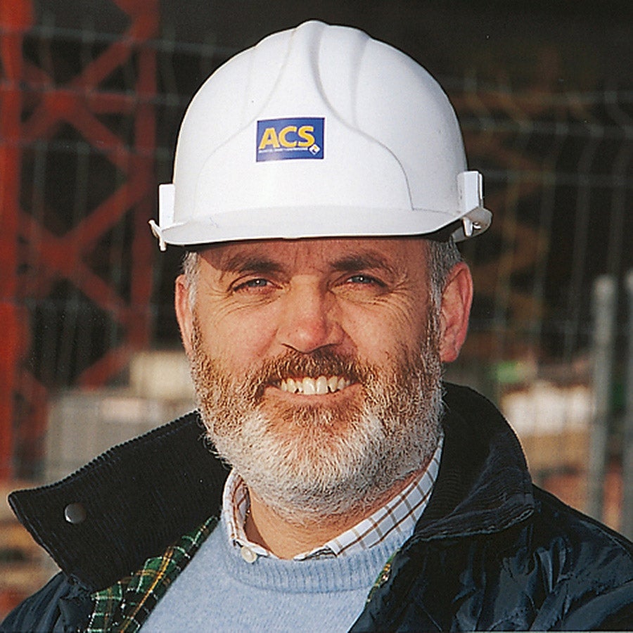 Juan Gallego, Construction Manager