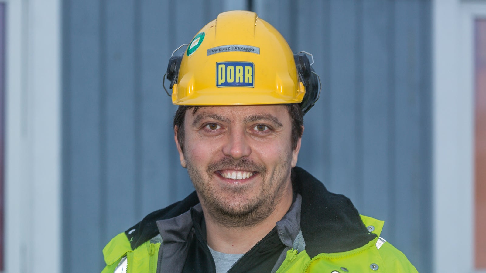 "Prijaté riešenie s VARIOKIT vozíkmi pre letmú betonáž sa osvedčilo. Vďaka vysokej flexibilite systému sme mohli optimalizovať postup výstavby, takže potrebné pracovné úsilie pre betonáž každého záberu bolo čo najviac minimalizované. Aj to malo výrazný vplyv na predpokladaný harmonogram."