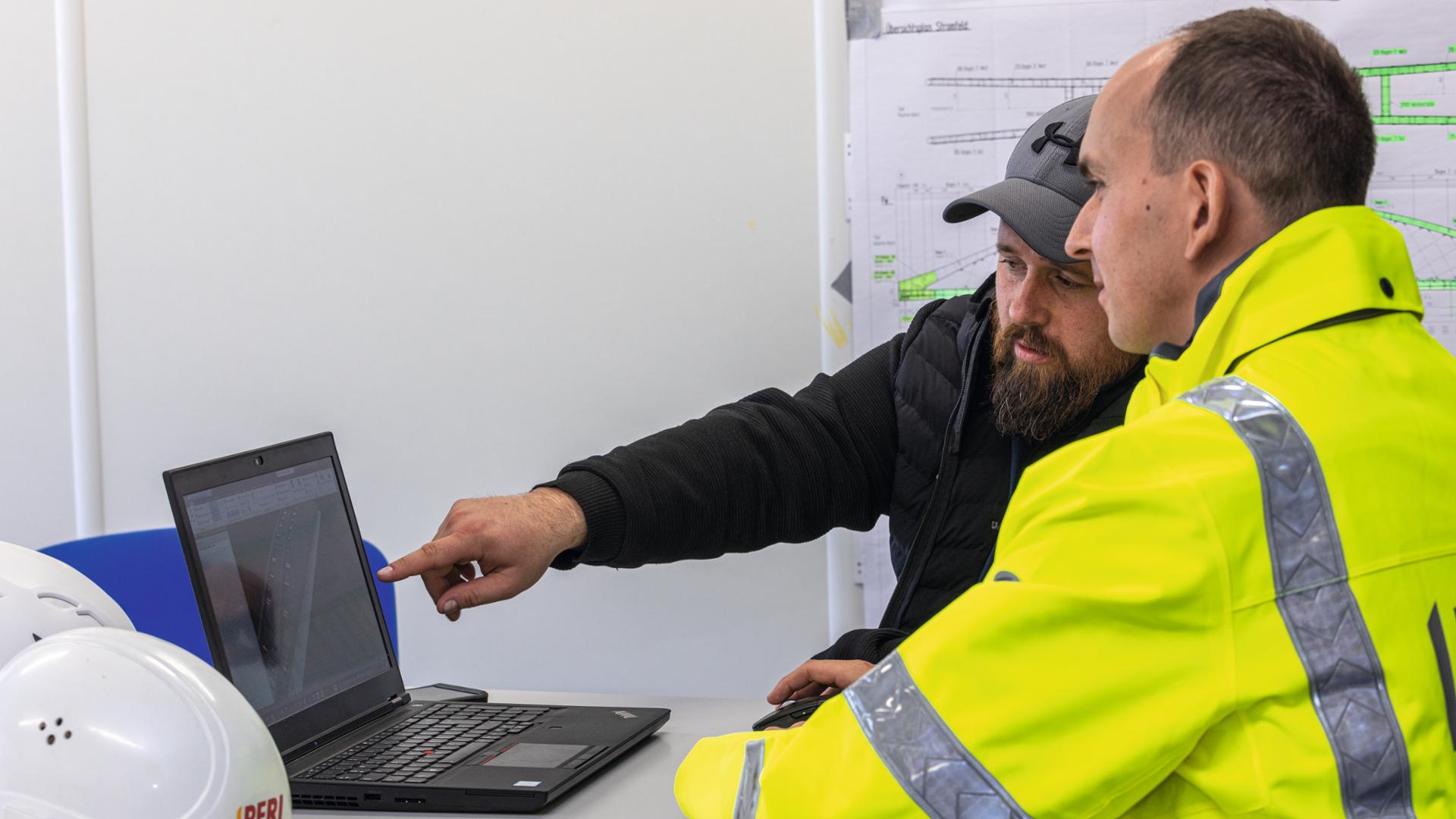 PERI Ingenieure bieten kombinierte statische Vorbemessung und Projektbegleitung, auch in Kombination mit digitalen Tools (PERI QuickSolve – integrierte Planung von Schalung und Gerüst in 2D und 3D mit automatischer Stücklistenerstellung)<br/>