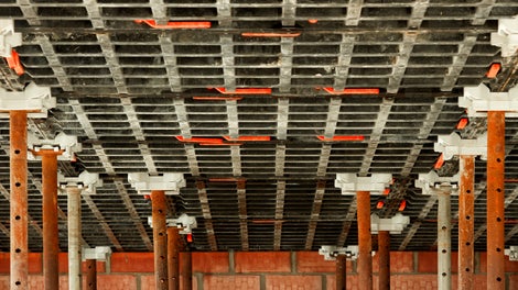 DUO est constitué de Polytech ; ce matériau résiste durablement à l'humidité, il est particulièrement léger et hautement flexible en termes de conception de produit.