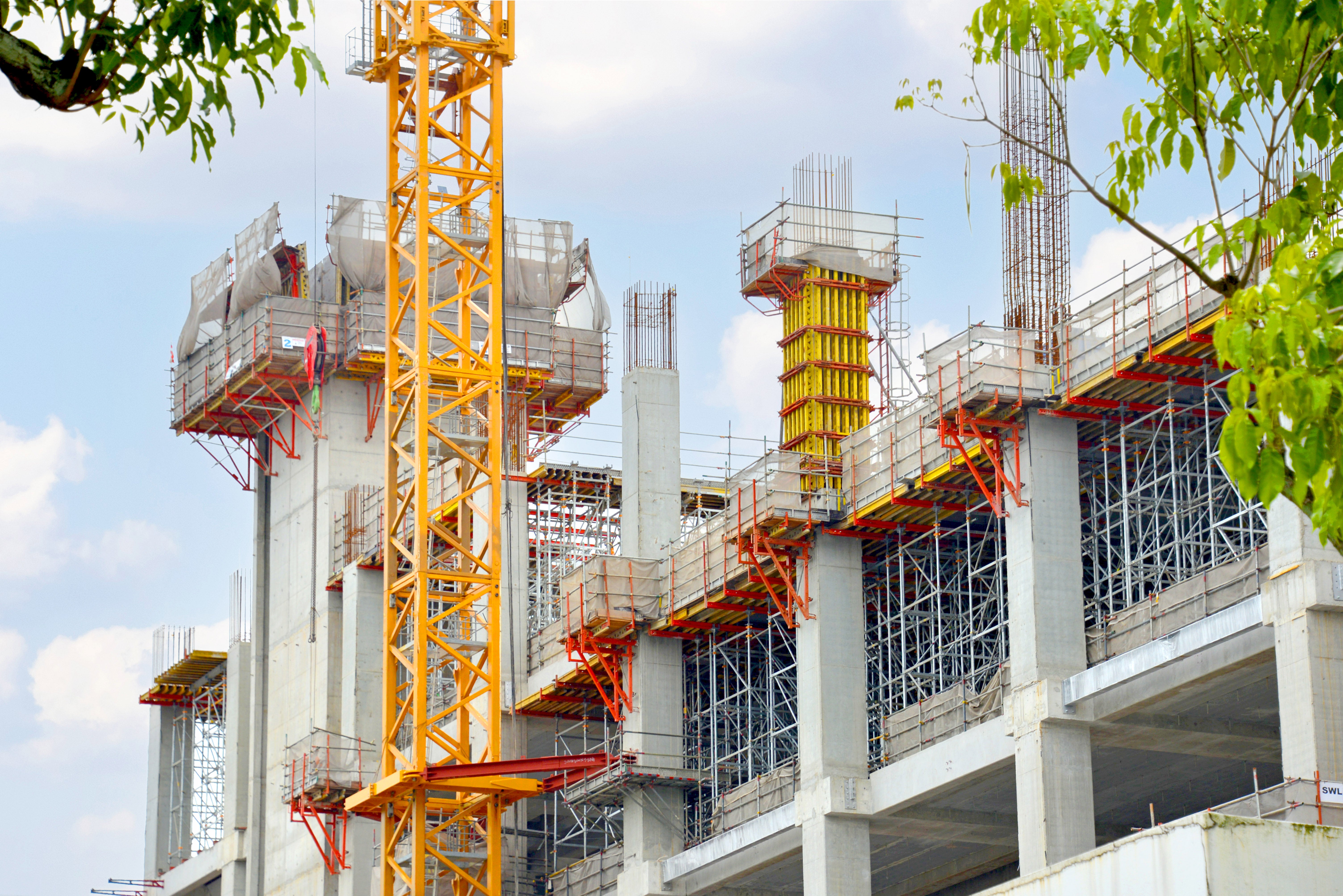 VARIO Column Formwork for column height ranging from 4.8 to 8 meters