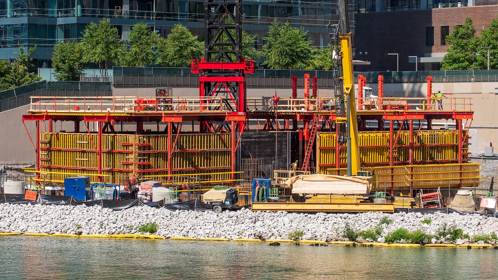 The use of ACS Core 400 reduced the demands on the crane.