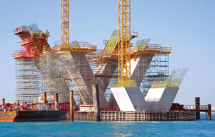 <p>Длиной 1,455 км и шириной 60 м мост соединяет&amp;nbsp;остров Саадият и город Абу-Даби.</p><br/>