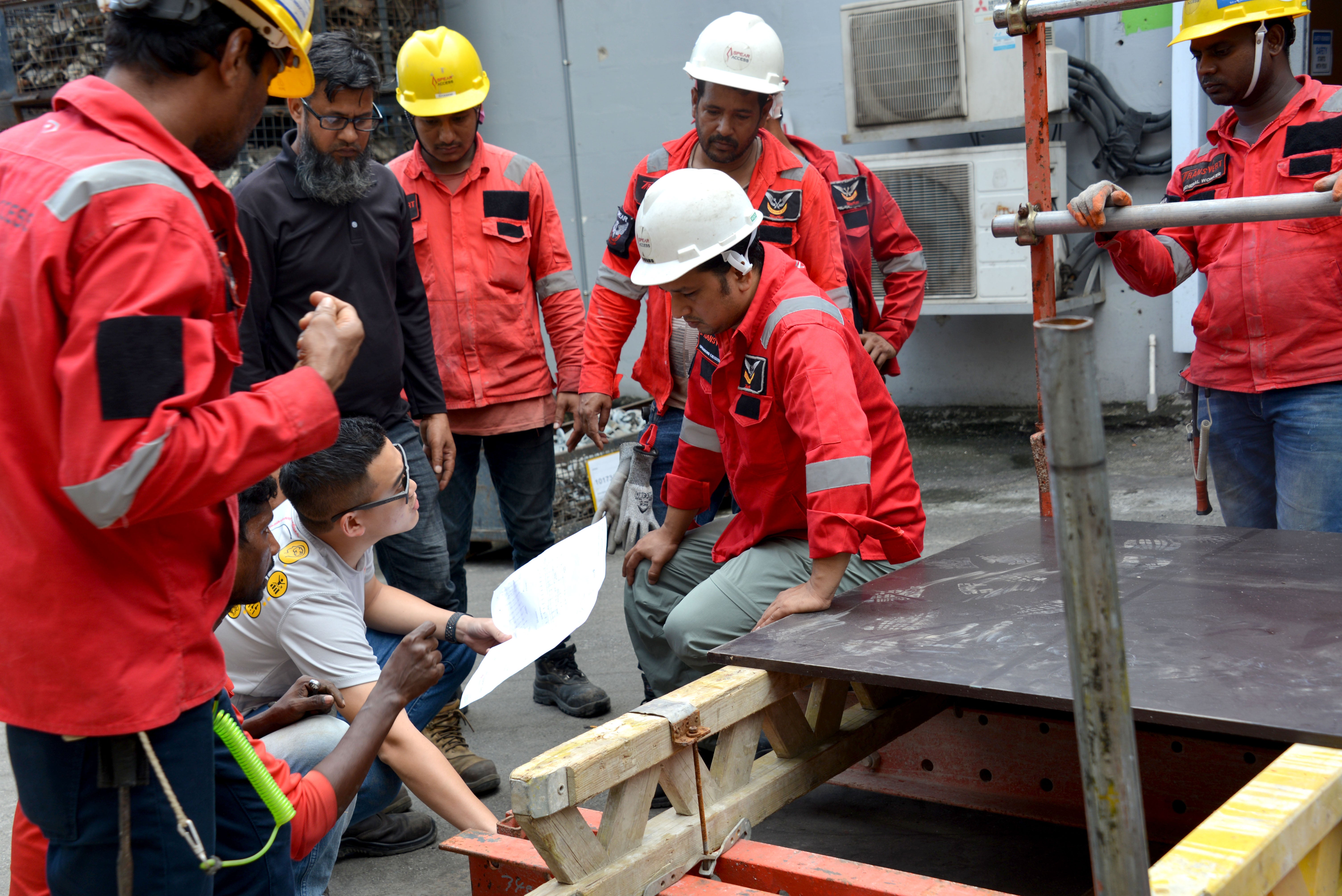 Product and structure familiarization training at PERI Singapore’s stockyard