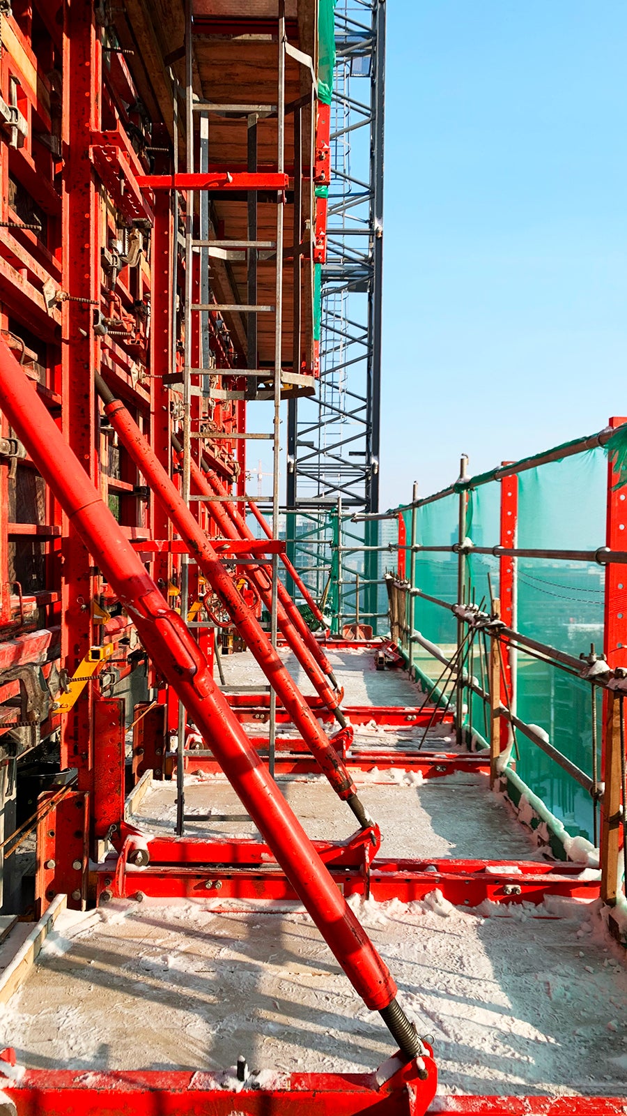 Budowa wieżowca SKYSAWA, Warszawa