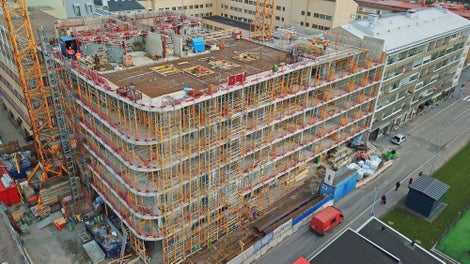 Marskinpuisto nousee 12 kerroksen korkeuteen aivan Oulun keskustassa.