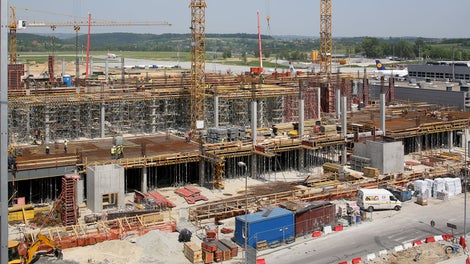 Rozbudowa Międzynarodowego Portu Lotniczego im. Jana Pawła II