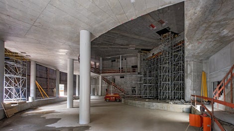 Most of the wall and slab surfaces in the new building were made of architectural concrete.