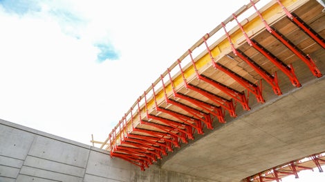 VGK Gesimskappenkonsole: Variable Lösungen für jede Brückengeometrie 