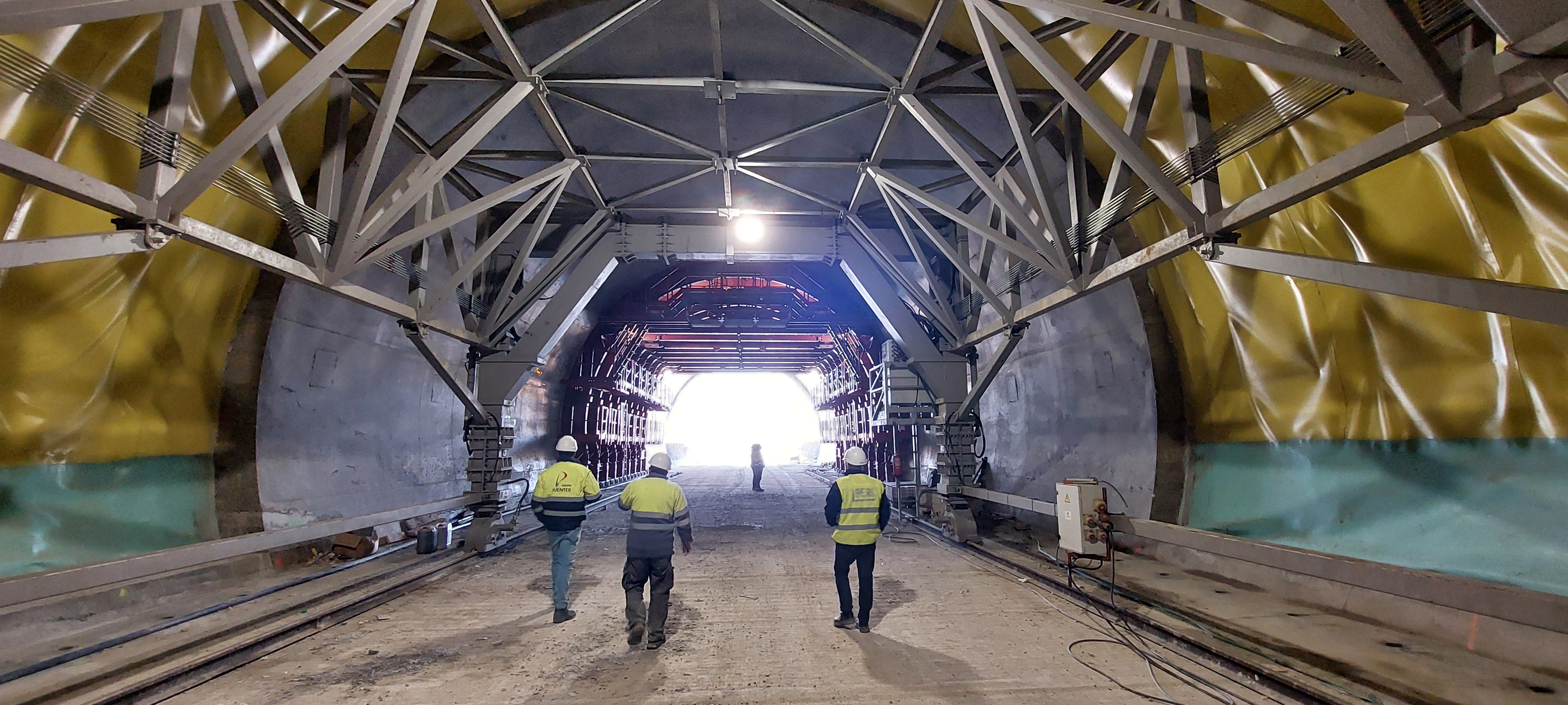 revestimiento del túnel