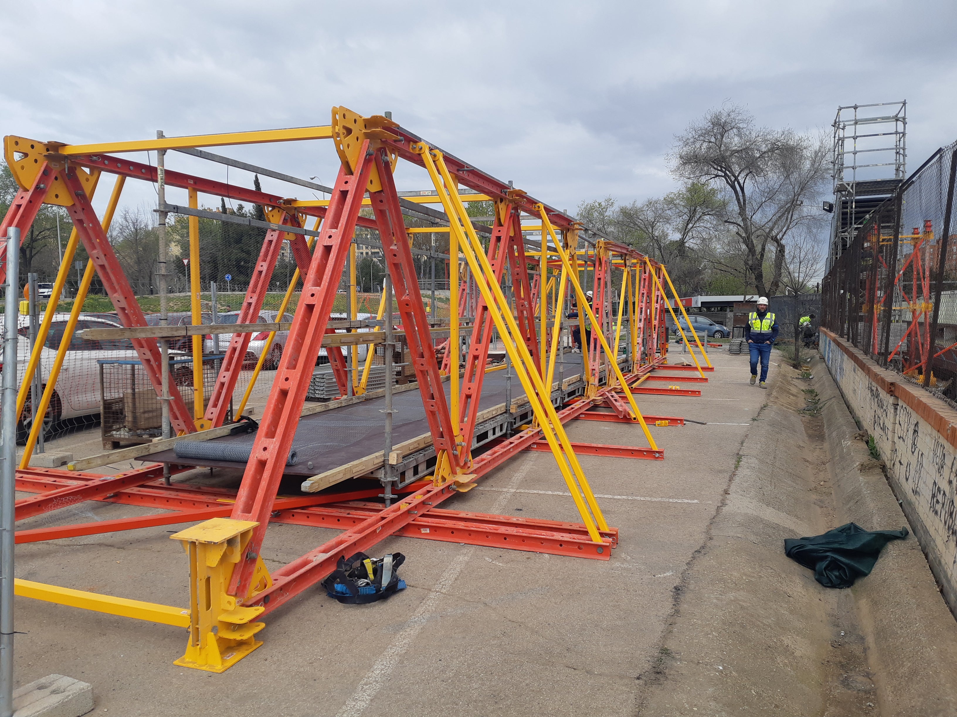 Pasarela provisional, Estación de Orcasitas