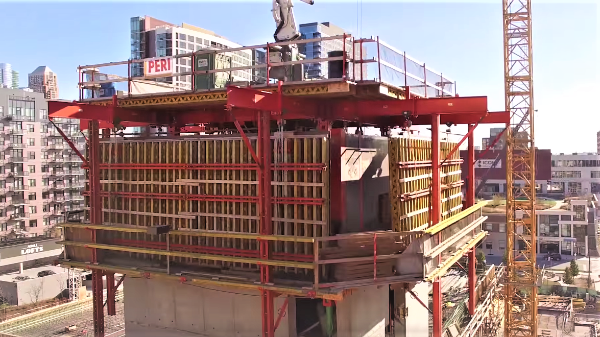 The suspended formwork rolls back very far allowing plenty of work and storage space on the outside platform between the wall and form