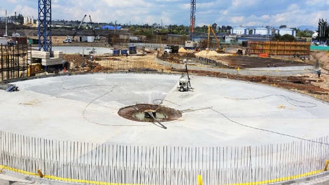 La losa de cimentación de uno de los clarificadores primarios de Ø 45,6m de diámetro externo dan muestra de la magnitud e importancia de esta obra para la ciudad de Bogotá.