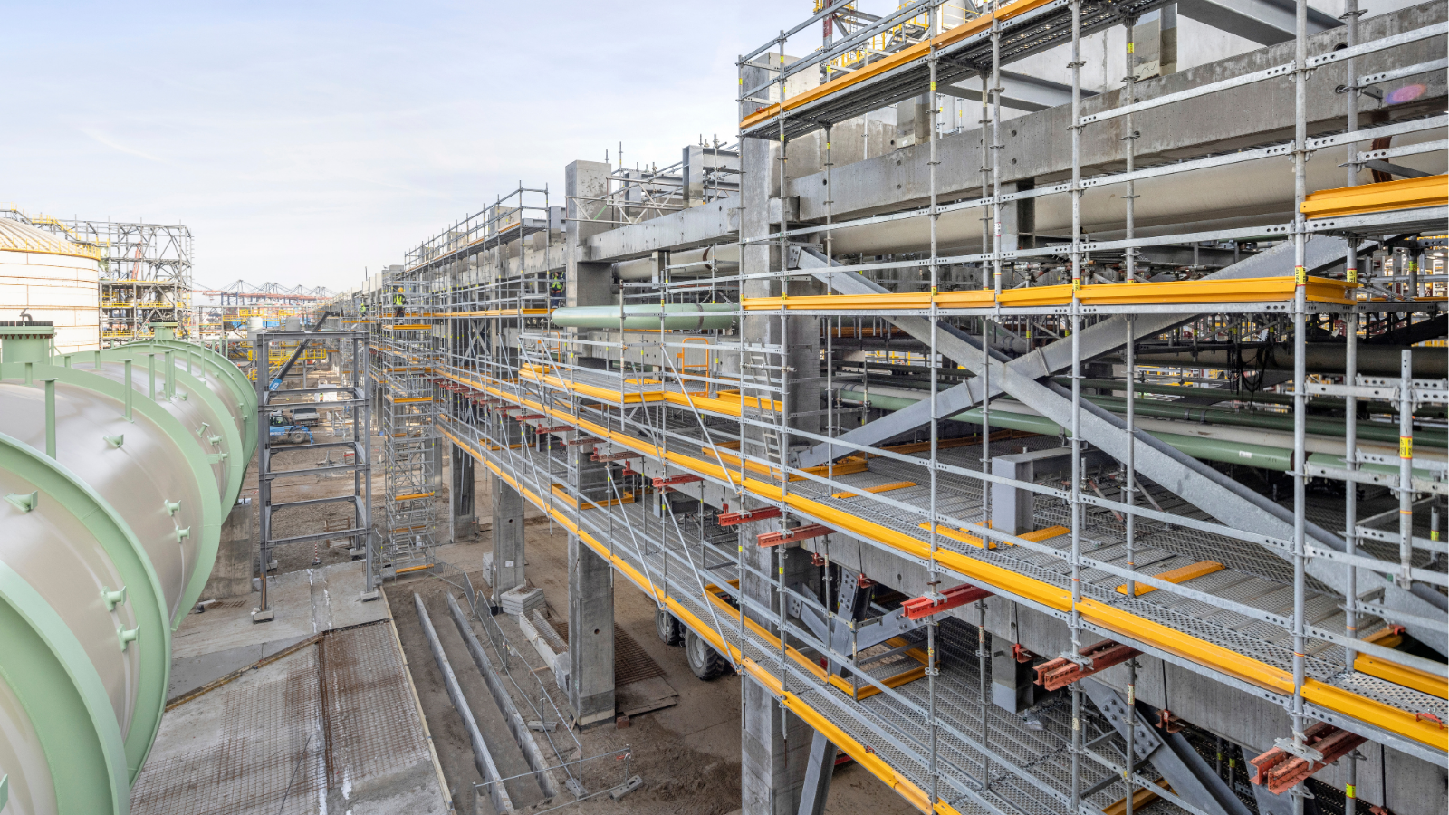 Profili a sbalzo in acciaio SRU la sospensione sicura delle strutture del ponteggio sui pipe rack