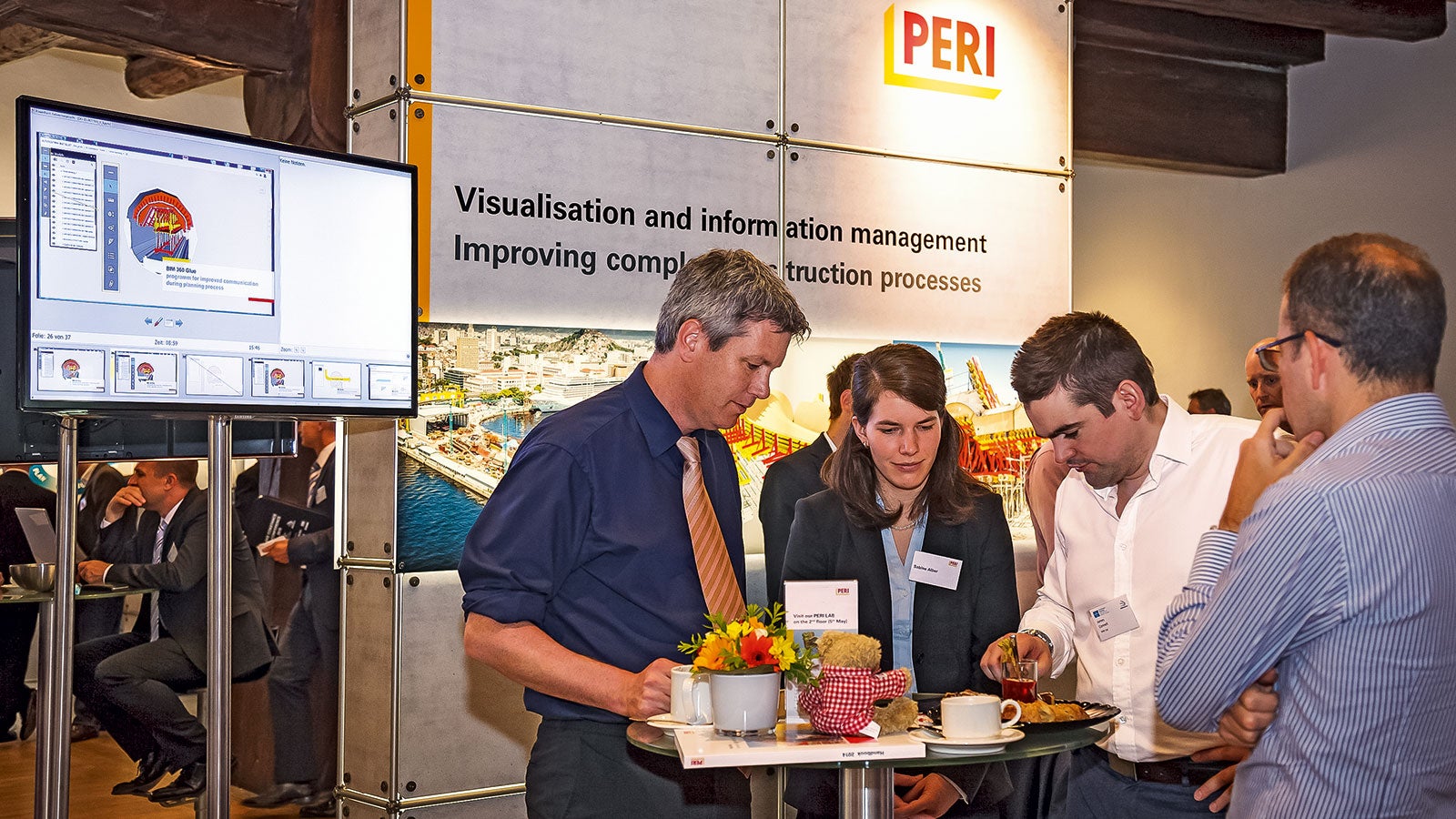 PERI Lab workshop: optimization of planning processes with regard to IT-based project management is already a main focus at PERI. Through more efficient collaboration with construction companies, realistic simulations and visualizations along with detailed 5D planning save PERI customers both time and money. (Photo: RIB)