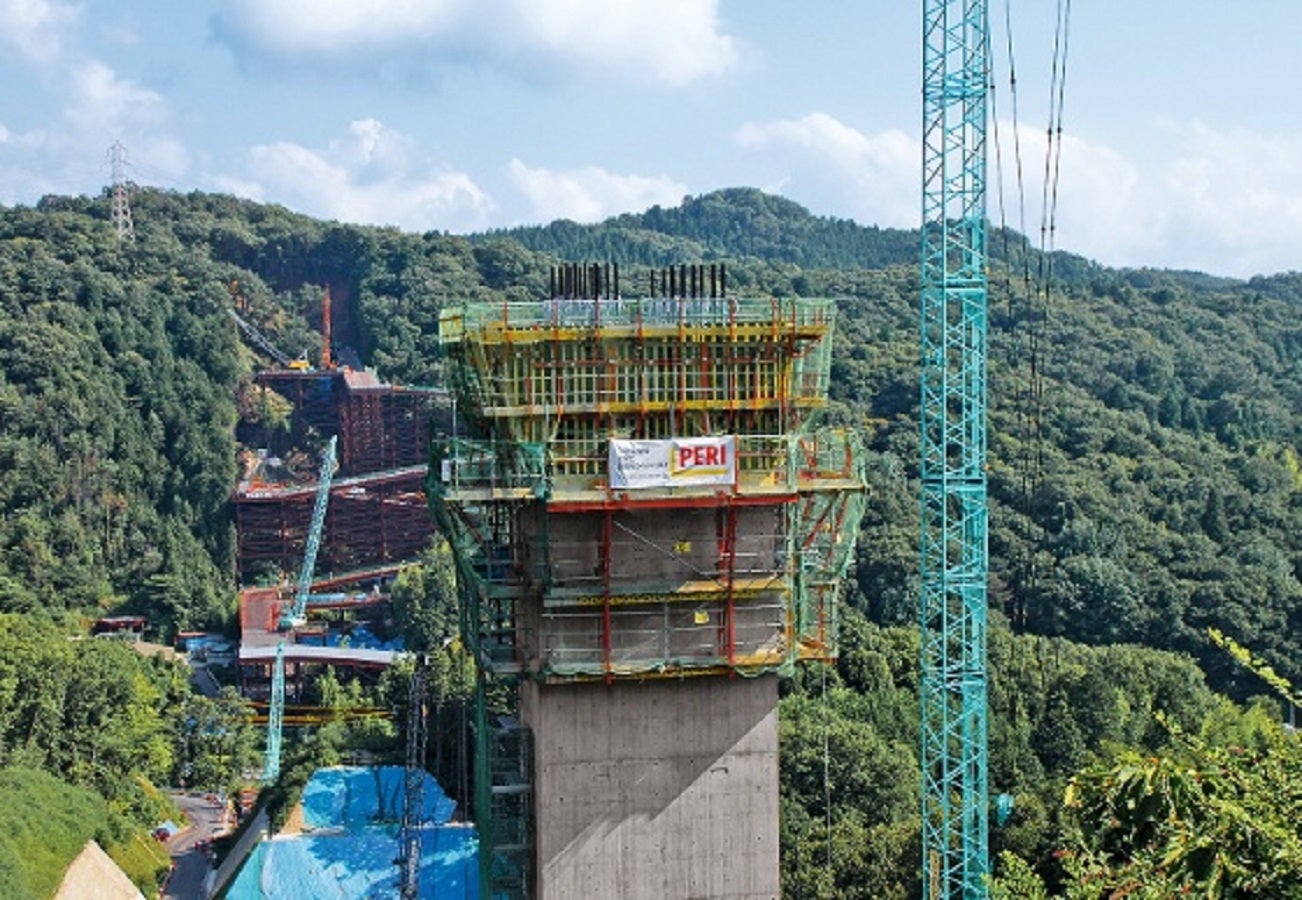 青木川橋 橋脚建設工事 