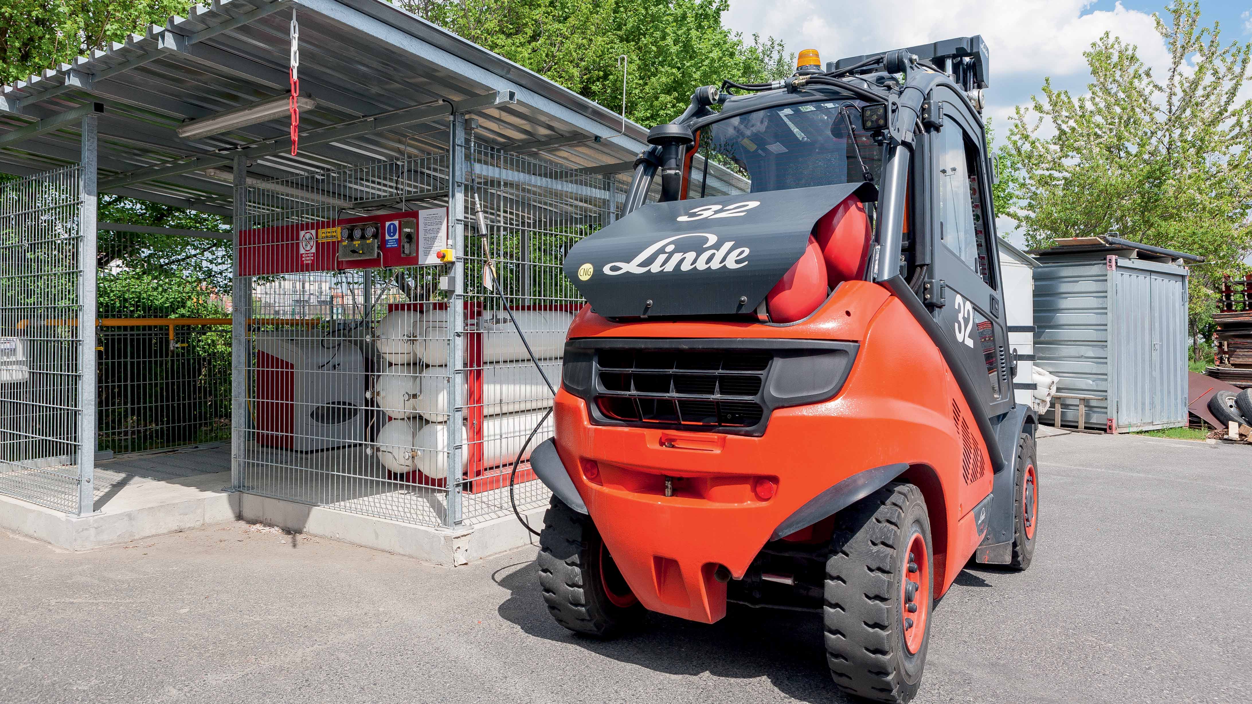 <p>Zah&amp;aacute;jen&amp;iacute; provozu vysokozdvižn&amp;yacute;ch voz&amp;iacute;ků s pohonem na zemn&amp;iacute; plyn.</p><br/>