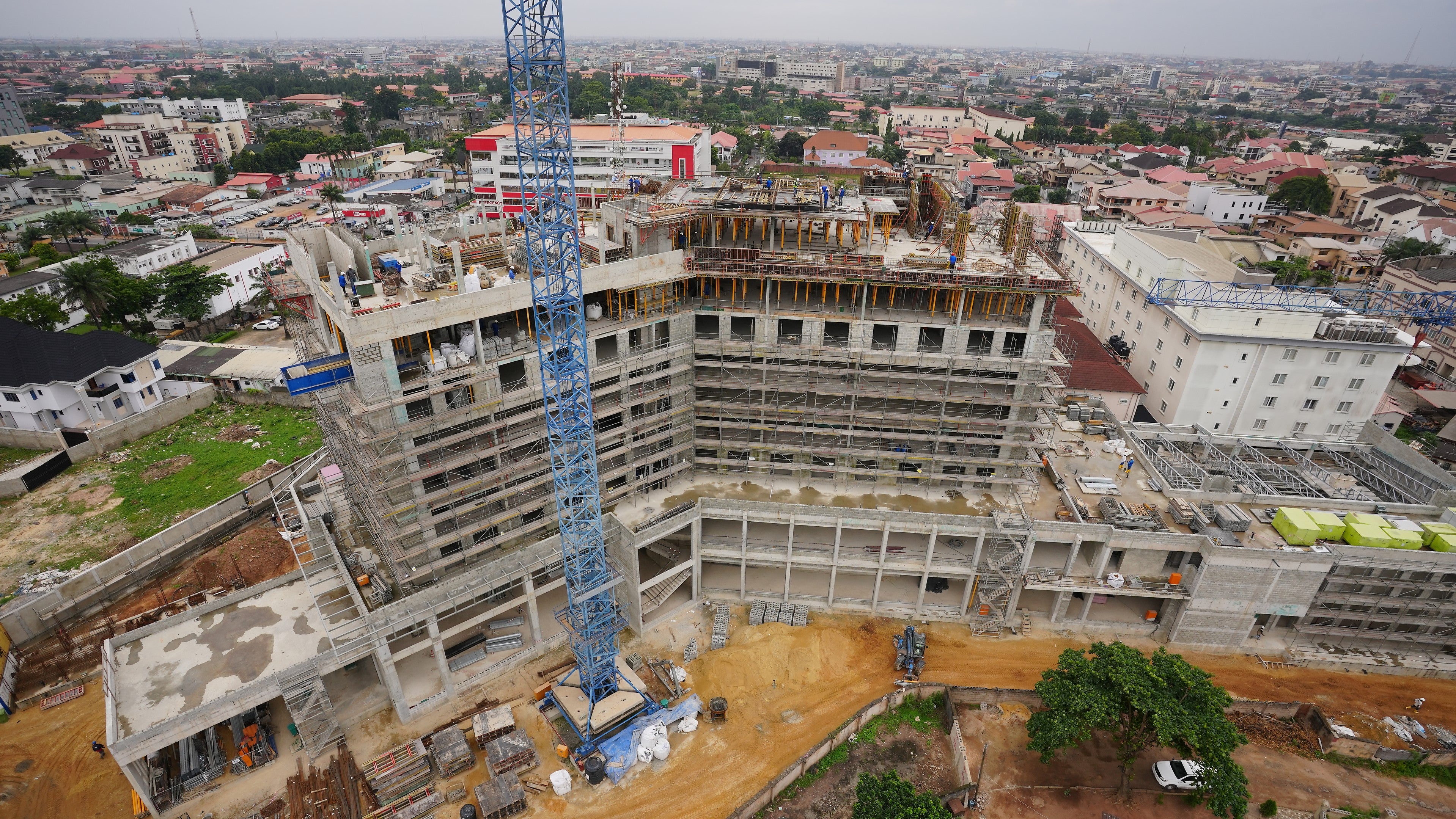 Construction of Marriot hotel with the use of the PERI UP Scaffolding system