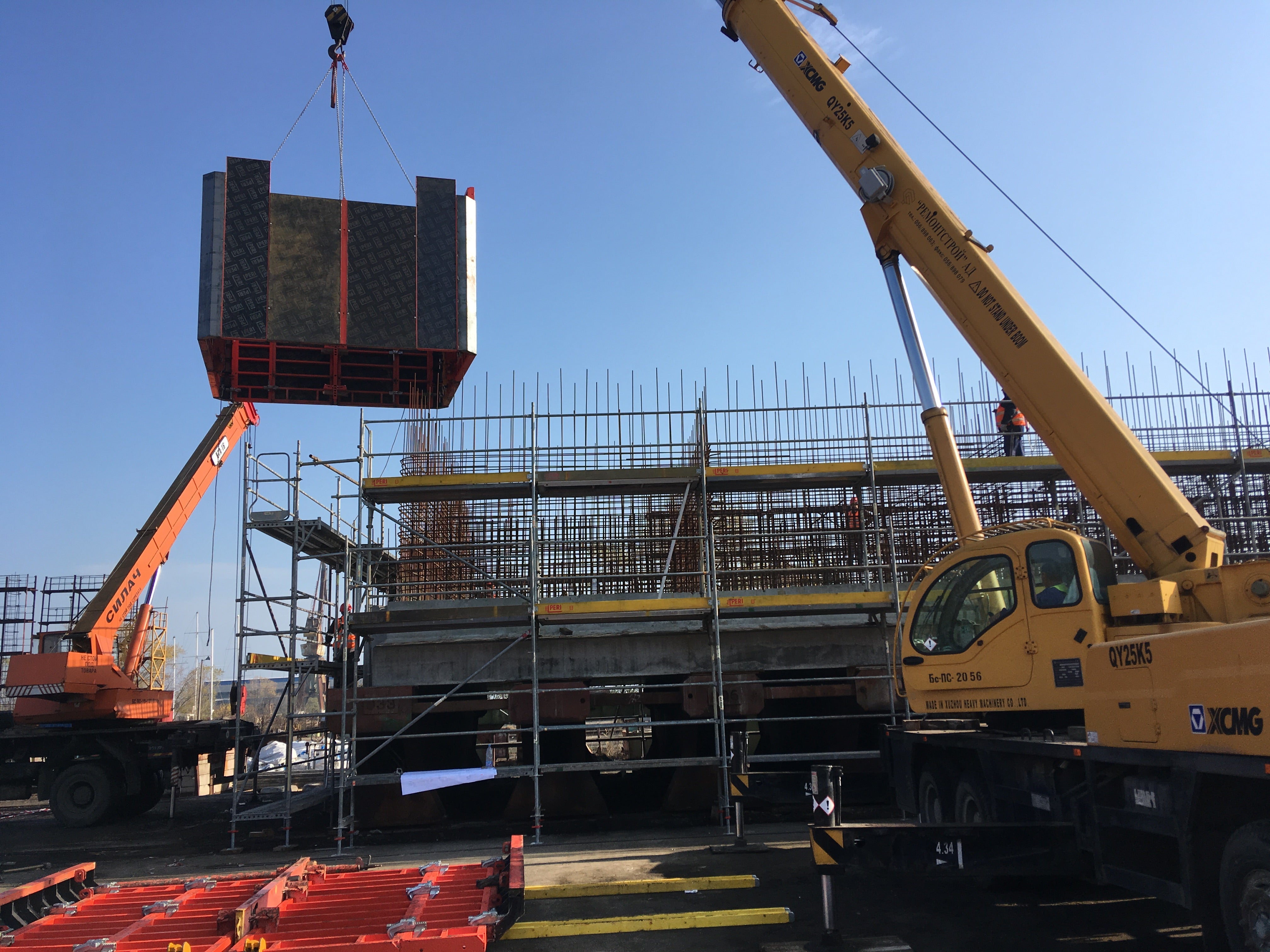 Изграждане на кесони, Терминал 2А, порт Бургас