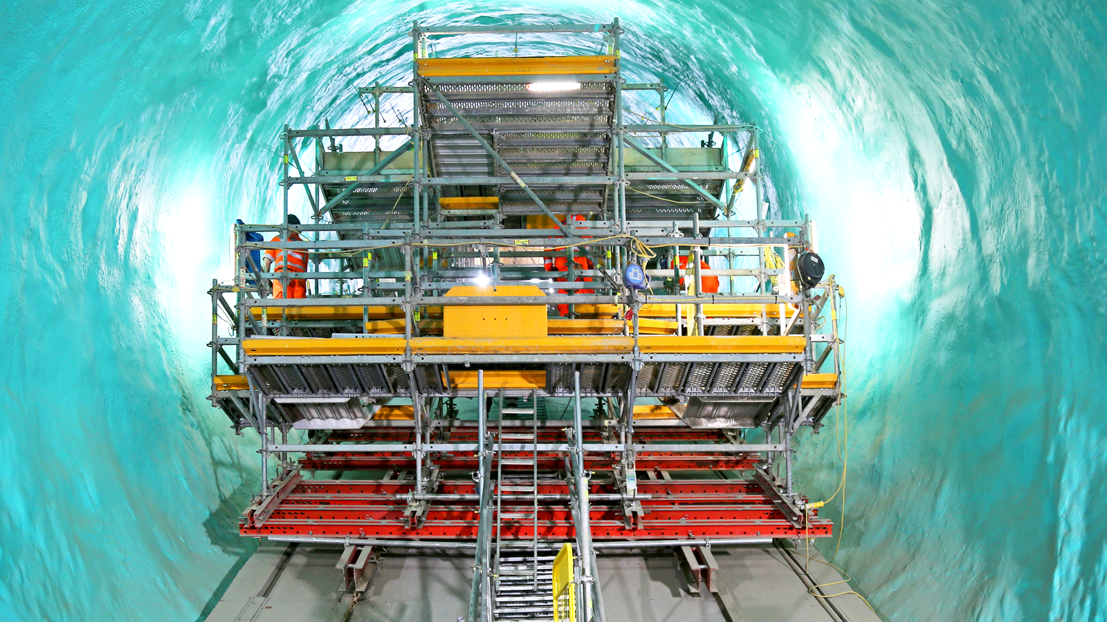 London Underground is going through significant changes across some of its most populated stations, Bank Station being one of them. With it being the third busiest inter-change, the current station was undergoing an expansion of its Northern line platform, complete with the installation of several escalators and a new public entrance.