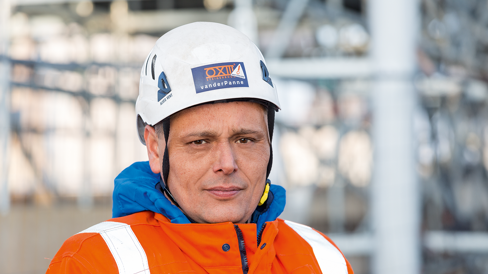 „Zusammen mit PERI haben wir ein tolles Konzept für die außerordentlich anspruchsvolle Pyloneinrüstung entwickelt. Wir sind sehr zufrieden mit den Systemen, die ein gutes Beispiel für durchdachte Ingenieurslösungen sind.”<br/>