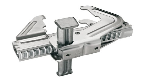 Mit Hilfe des einhändig bedienbaren Richtschlosses BFD sind sämtliche Elementverbindungen bündig, fluchtend und dicht<br/>