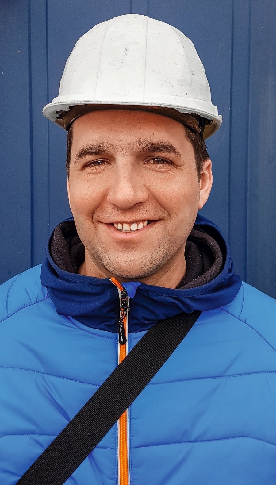 "S firmou PERI spolupracujem už niekoľko rokov na rôznych typoch stavieb a aj na súčasnej stavbe dokázala spoločnosť PERI pomôcť svojím návrhom systémového debnenia k urýchlenému a úspešnému zrealizovaniu železobetónových konštrukcií stavby"